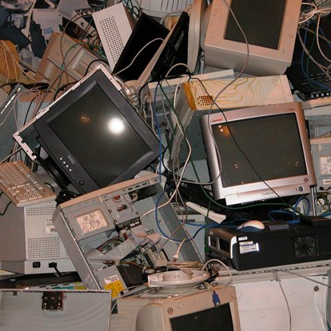 ”Kemikalieskatten motverkar en cirkulär omställning”